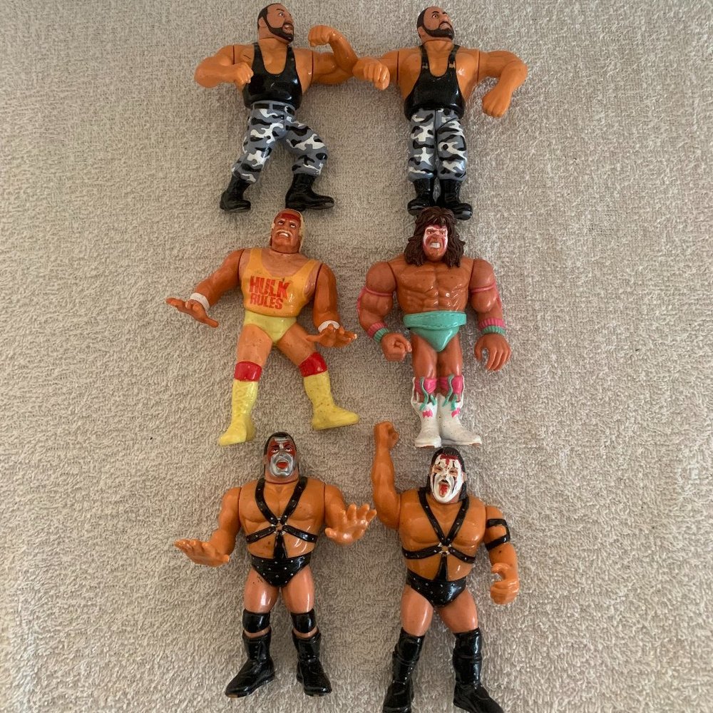 Vintage 90s WWF Ultimate Warrior Titan Sports Wrestling Action Figures Hasbro